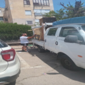 שיפוצים הובלות הנדימן חשמל גבס אינסטלציה פרקט